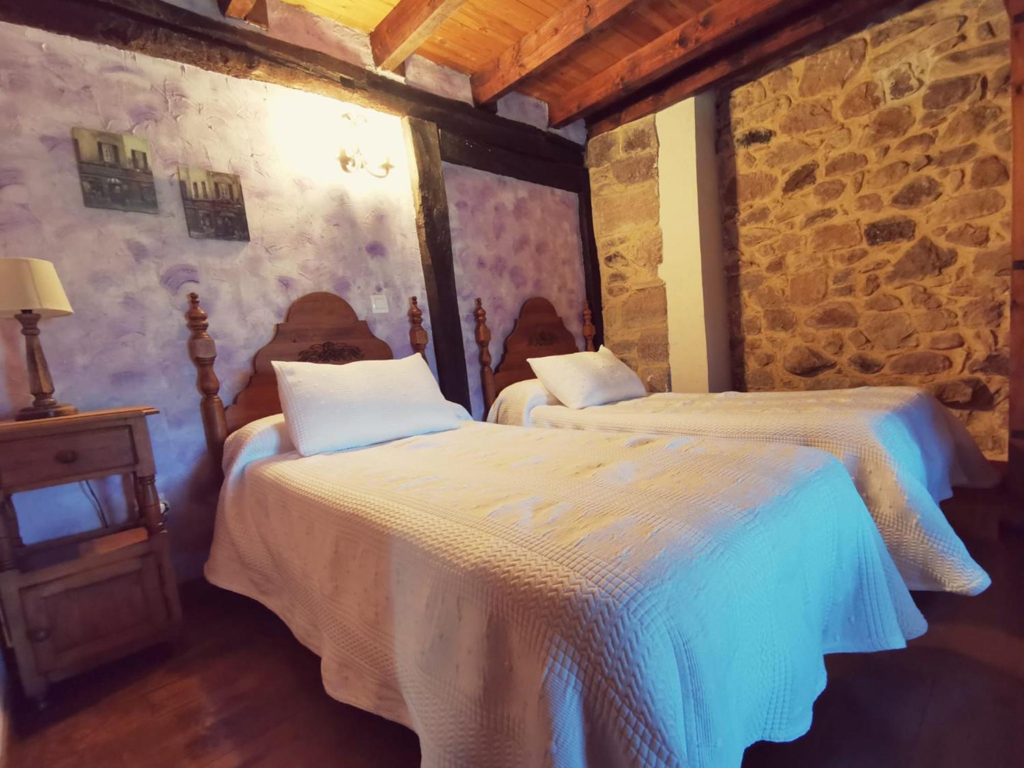 El Espesedo De Cabarceno Country house *